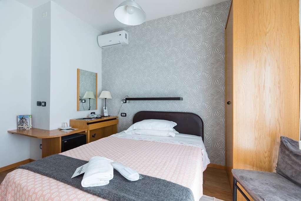 Hotel Logonovo Llido Degli Estensi Værelse billede