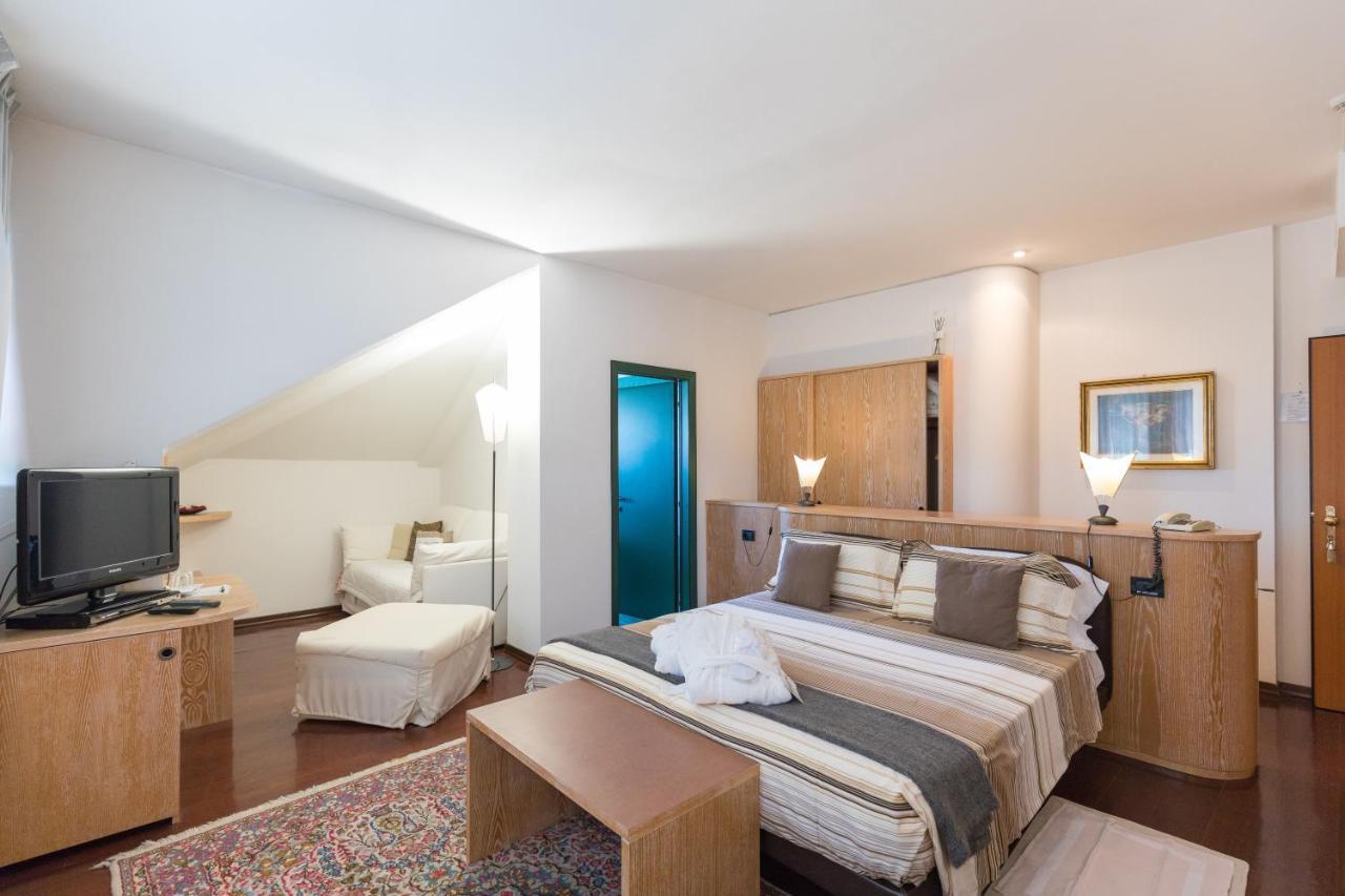 Hotel Logonovo Llido Degli Estensi Eksteriør billede