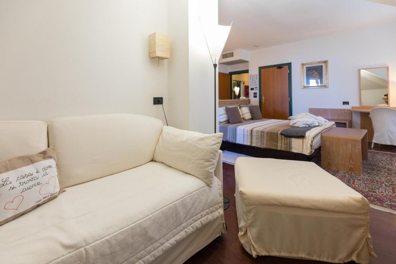 Hotel Logonovo Llido Degli Estensi Eksteriør billede